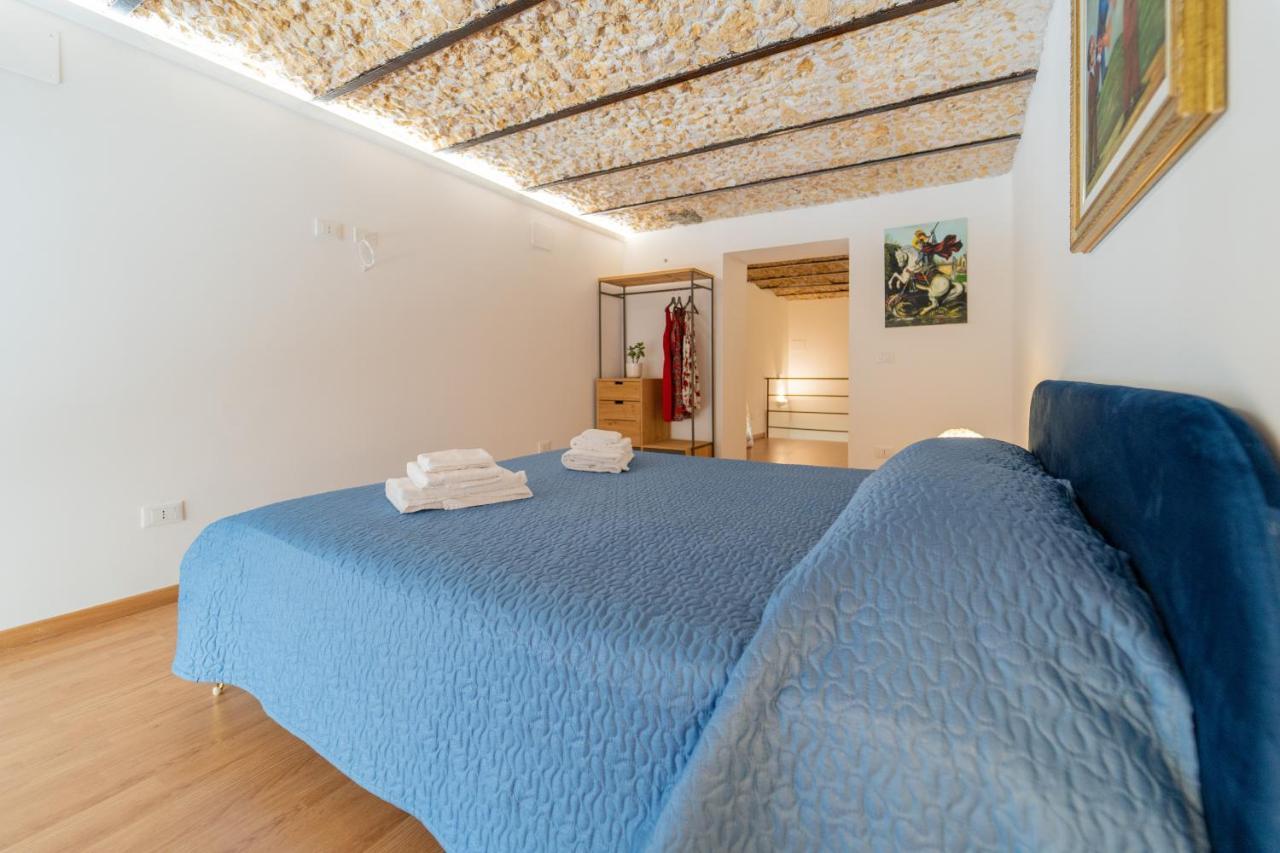 Antico Mercato Di Ortigia Lovely Apartment Syracuse Eksteriør billede